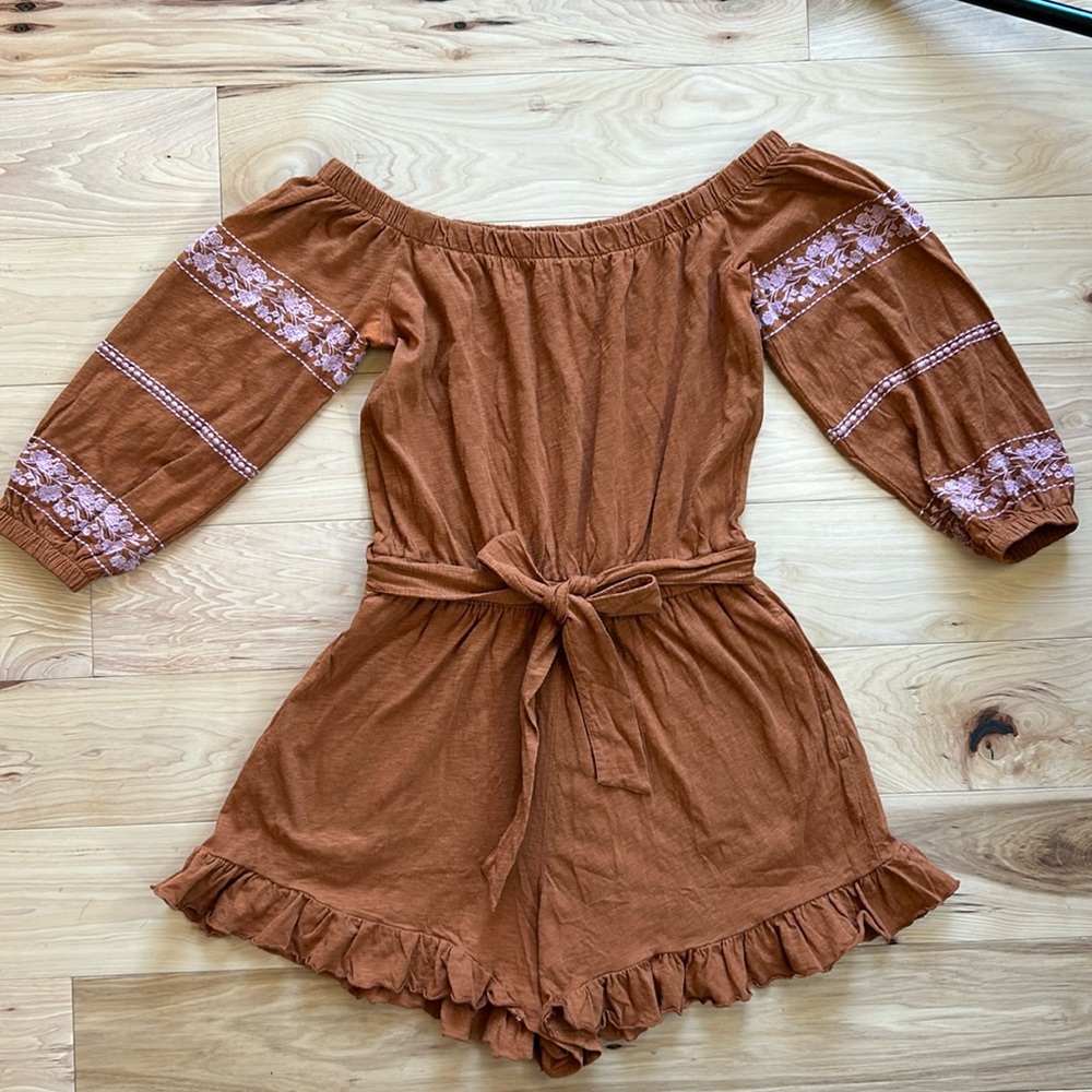 American Eagle Burnt Orange Embroidered Off-Shoulder Pockets Romper | Medium
